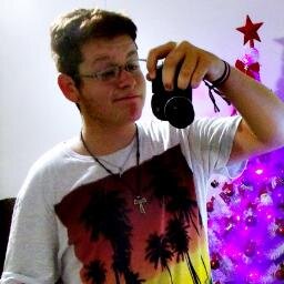 - Levando a vida na humilde correndo atrás da felicidade se um dia eu alcançar então vou além daquilo que eu possa sonhar !