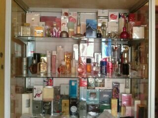 Menjual Parfum Mulai Kw1/KWS/OS/SO/OR/OA 100%. Invite Pin Kami 3315AA18  WA 085649592989