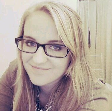 Hooploving 24yr old German girl living in the UK ☔⭕