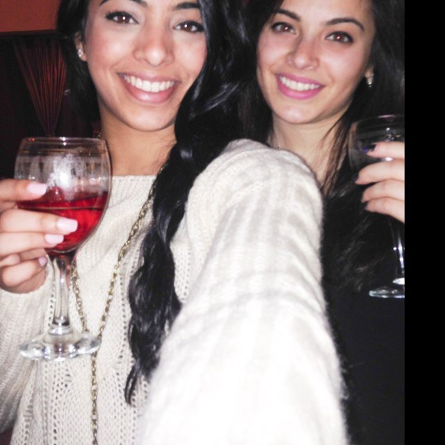 surbhisibal1's profile picture. 17