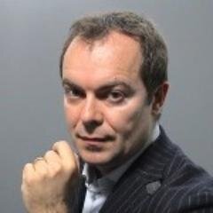 Escritor, ex-presentador y colaborador asiduo en la @NavetaMisterio. Tengo mas novelas que una televisión colombiana, todas escritas a pluma. PARODIA