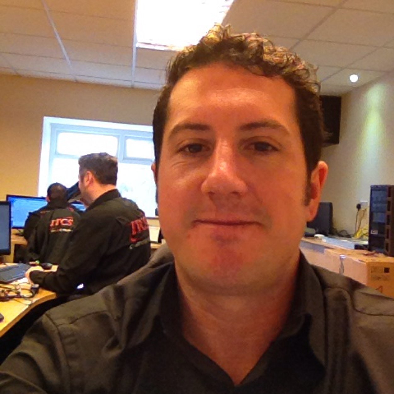 Hi follow me for updates and info on the latest from the IT support department !