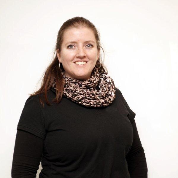 Casemanager Werk Jongeren | Sollicitatietrainer bij gemeente 's-Hertogenbosch. Houd van tennis, paardrijden, eten&drinken en droge humor.