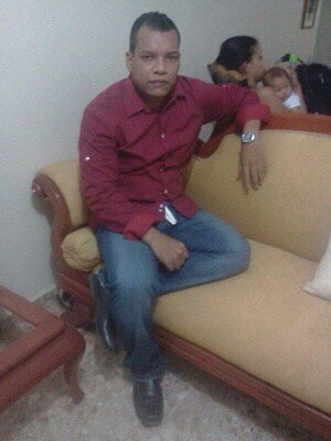 Ingeniero Industrial.