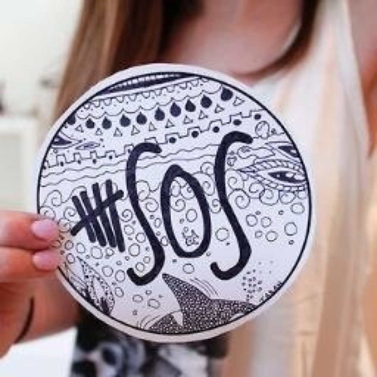 HEY I JUST GAVE A FREE FOLLOW BC U R SO AMAZING AND U DESERVED IT BUT PLEASE FOLLOW @sofiesticatedd xx