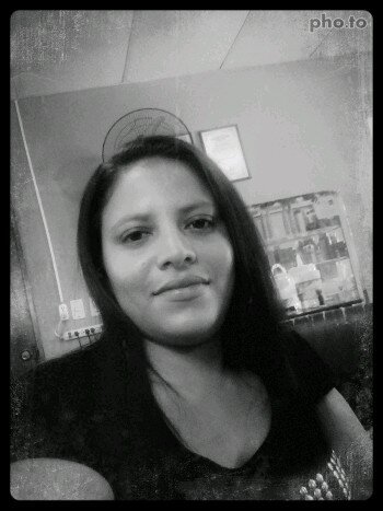 Amo a todos los q me  rodean y mas a mi perrito