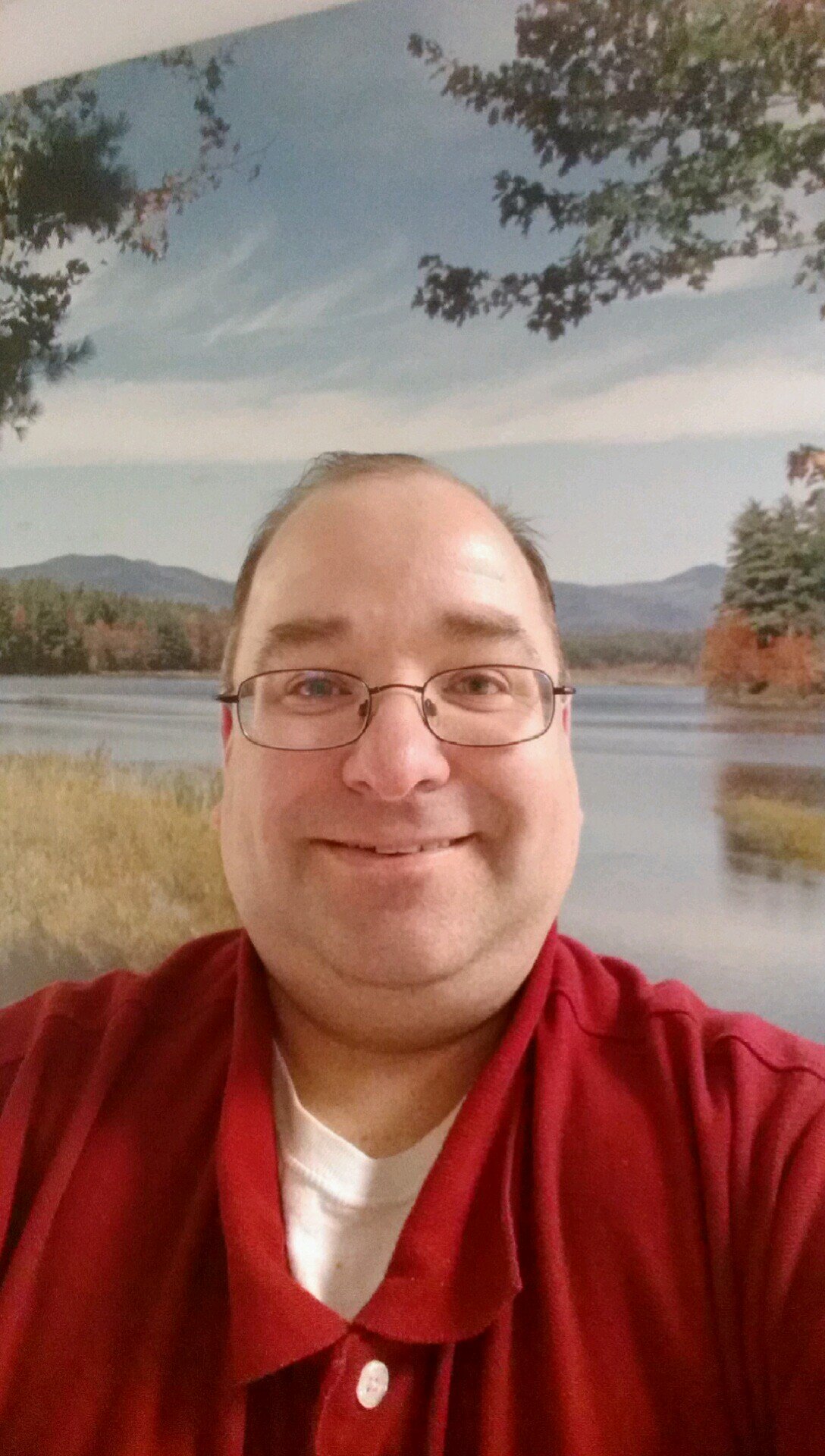 I am 53 years old, 5'6 tall. I work for a TV and Cable TV Stations. I like sports, music/concerts, and travelling.