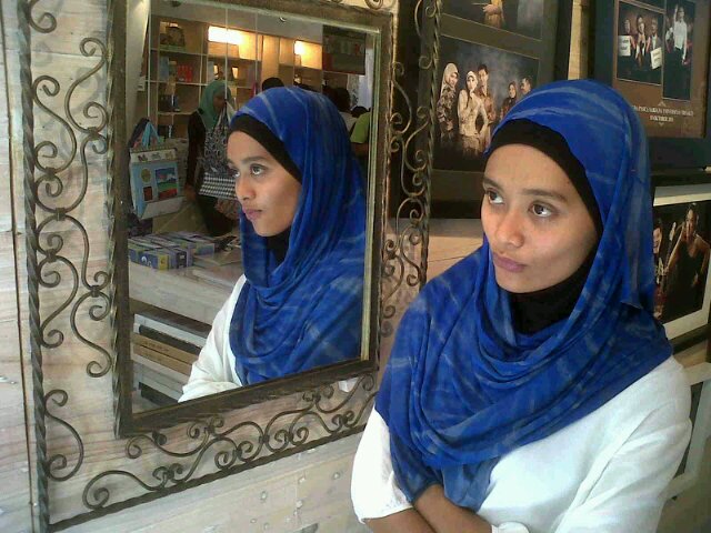 ginaabbar's profile picture. whatever we say, whatever we do, people will always find something to say || FPOK-PKO'10||chocochipz