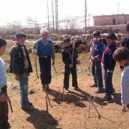 Şimdi Güneş batı'da doğarsa,?Kendini hükümdar güren, zulüm yapan, insanın hakkı yok sayan, ölümü unutan, ey insan.Ve, merak ediyorum kendini nerede SAKLANACAK