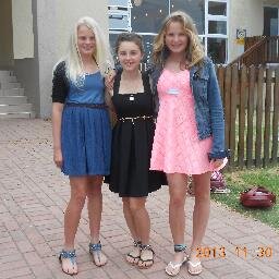 Love 2 surf
Love all my besties
Follow for a follow
!!* :)