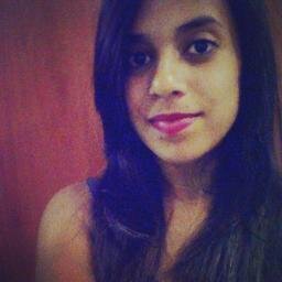 “Para algumas pessoas eu não mostro nem metade do que realmente sou. Não por medo, mas por não valer a pena mesmo.”
— William Shakespeare.