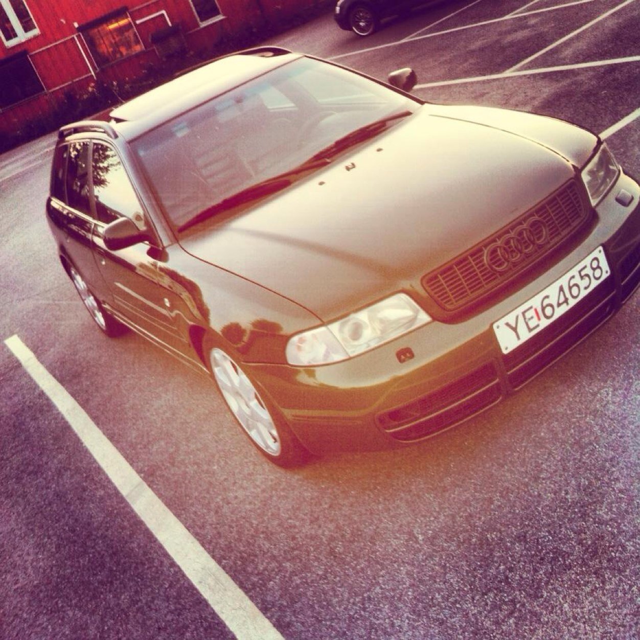 KHatterud's profile picture. 