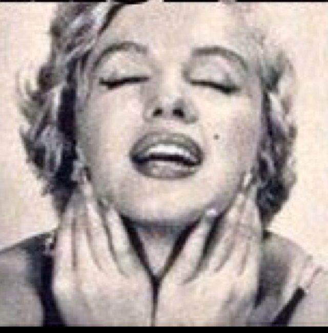 katrinkaalex's profile picture. I like Imagine Dragons.
In the future we will die (c) ME