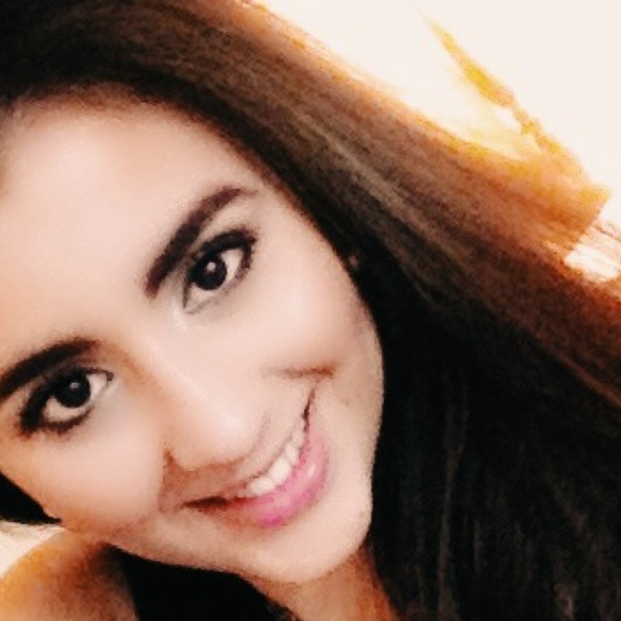 Hija, consentida y princesa de Dios! Empresaria & amante del café ☕ Repartidora de esperanza. Apasionada en lo q hago✌http://t.co/joBsgaa3Gs (: ❤♍