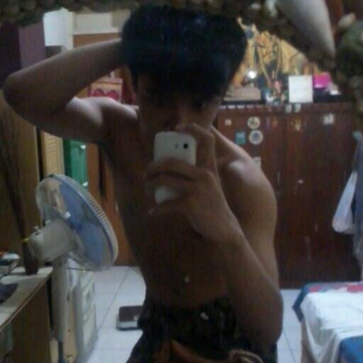 18 tahun Good Looking & Manly