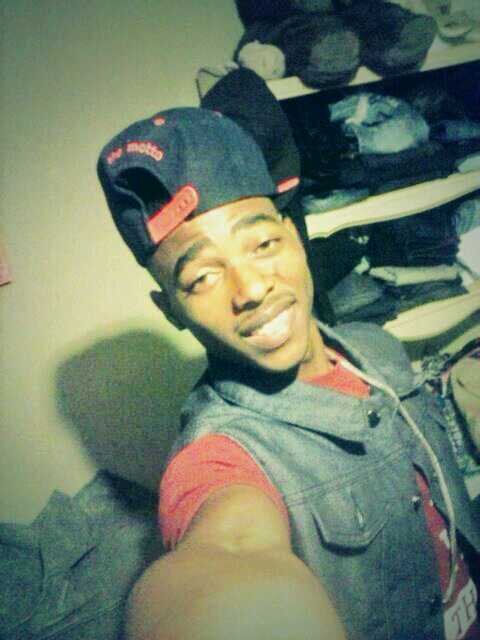 MwMikejpt's profile picture. ask no questions just follow me n ill follow you :)  ¶ kik me at MIKELOVEWILLIAMS ¶
