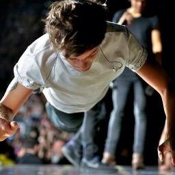 1/5ofOne Direction Live life for the moment because everything elseis uncertain! We would be nowhere without our incredible fans,we owe it all to you Doncaster