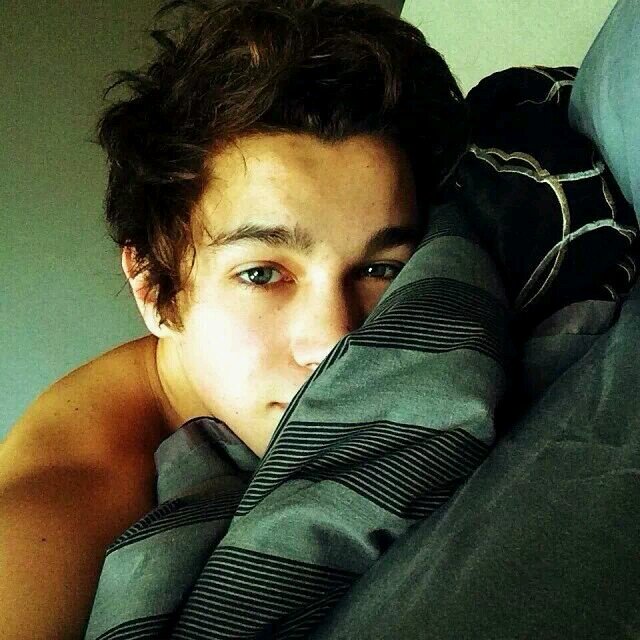 Portugal wants @AustinMahone