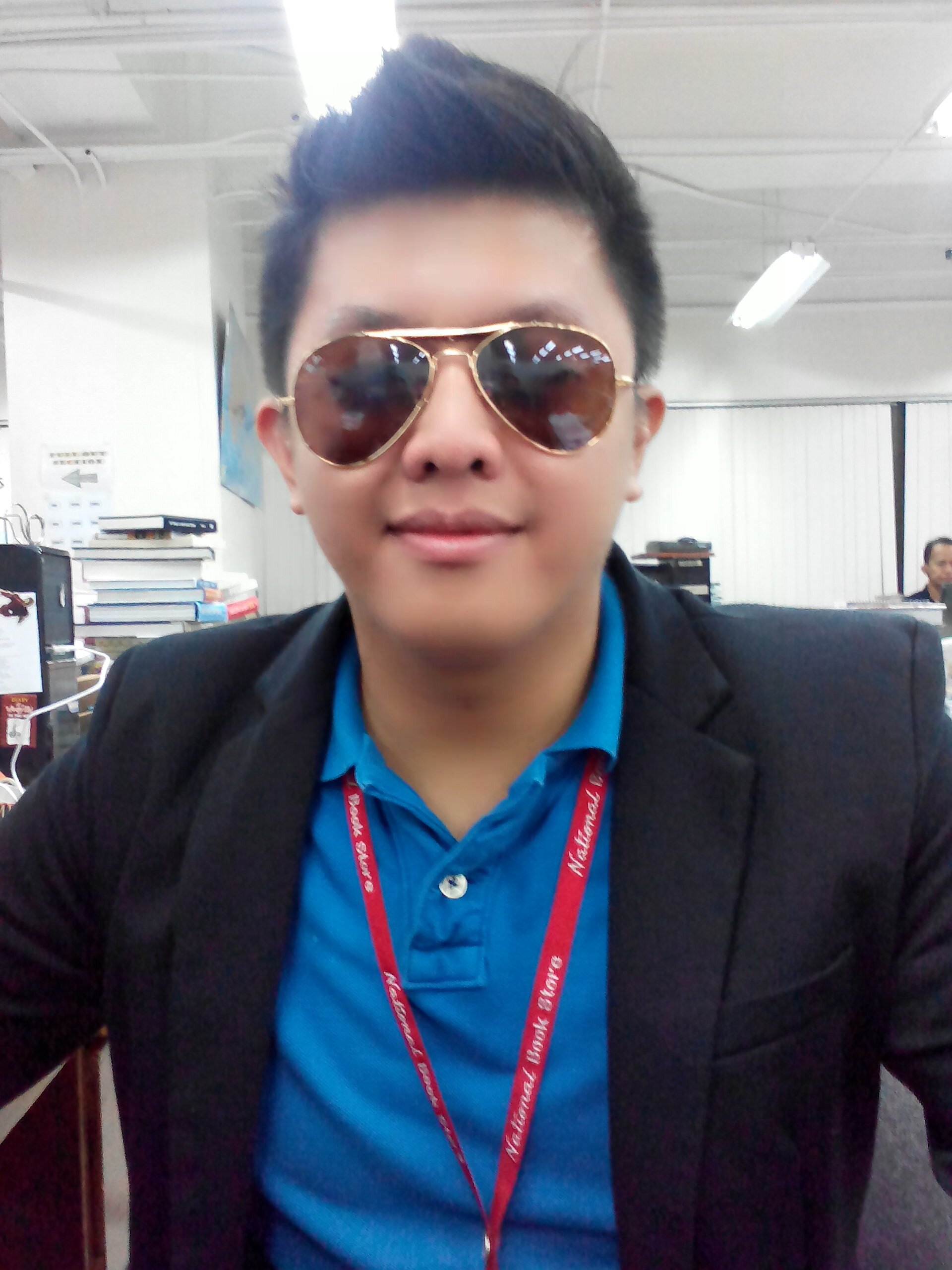 teachmehowto_jb's profile picture. I am your worst nightmare...