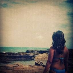 Mee seguee que eu sigoo de vooltaa'  =D
