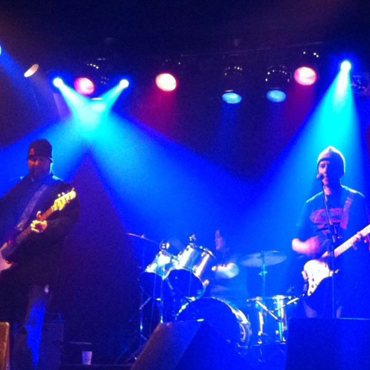 dfamiliar's profile picture. Daemon Familiar honors the Chicago tradition of ringing guitar, growling bass and thumping drums paired with catchy melodies and harmonies.