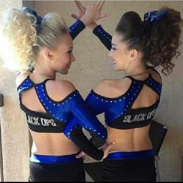 cheer_vines's profile picture. For amazing cheer vines.. Follow me!         No copyright intended.. None of the vines belong to me unless stated.