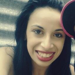 La verdad es que todo el mundo va a hacerte daño. Solo debes encontrar a alguien por quien valga la pena sufrir.