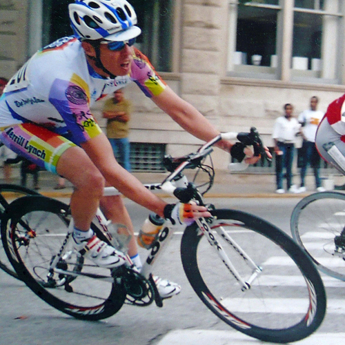 bomboloni's profile picture. Bike racing + other stuff. Posting here more often now: @bomboloni@mastodon.online