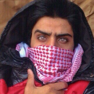 ‏‏‏‏طالب في الهندسة الكهربائية  شخص بسيط شاعر في بعض الاحيان خذ لك لفه على المفضله وأكون شاكر لك