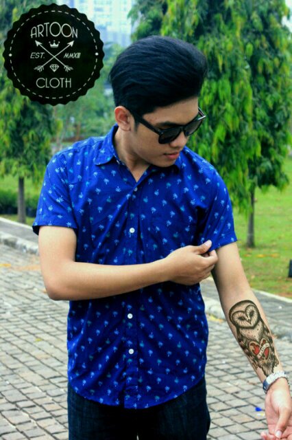 CO Founder, Owner & Graphic Designer Of @ArtoonCloth