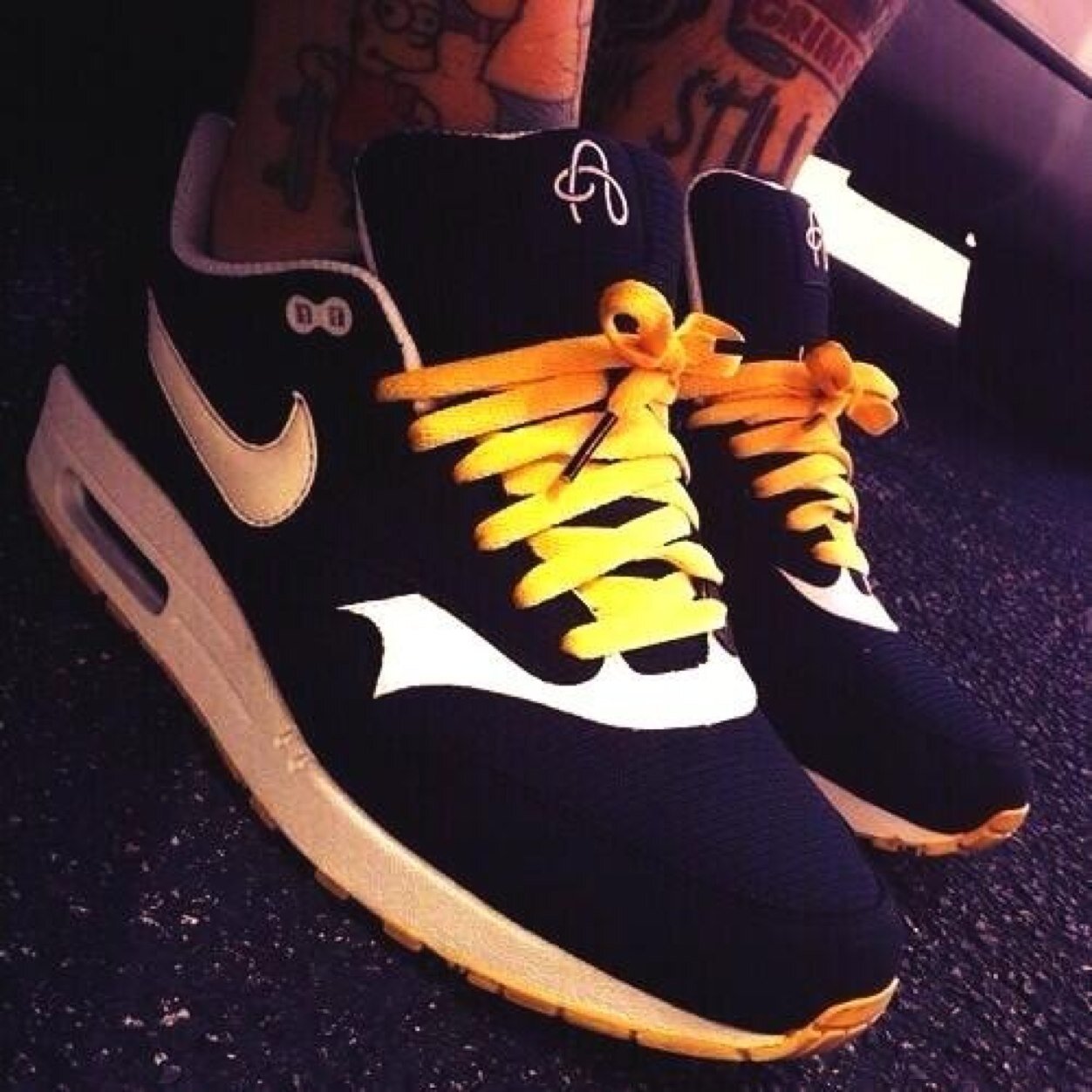 Number One Twitter for Sneakers Photos .We post only the Best Pics! #OhThatShoes