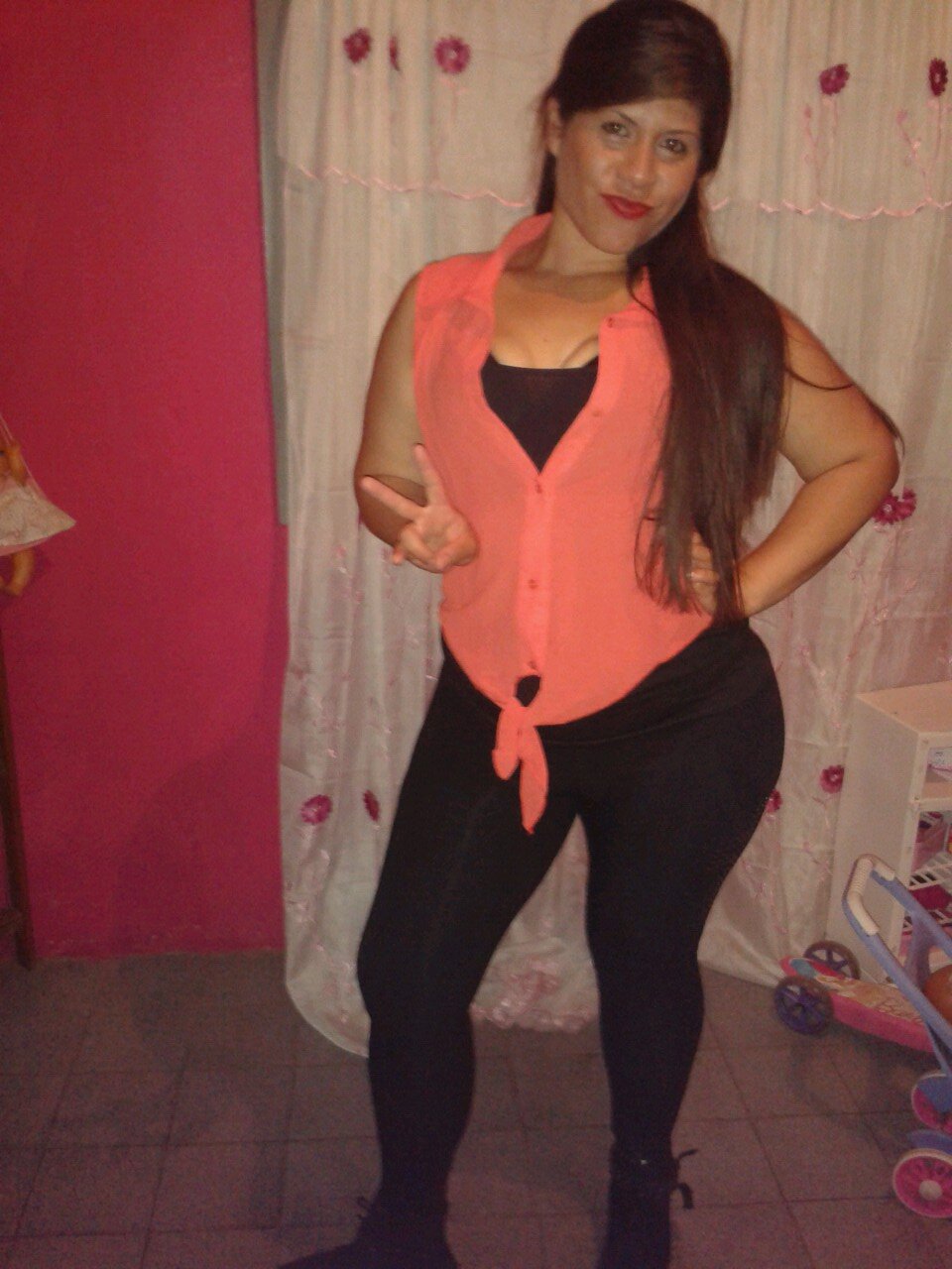 Soy feliz con la simpleza y el amor d mis hijas!!♥♥