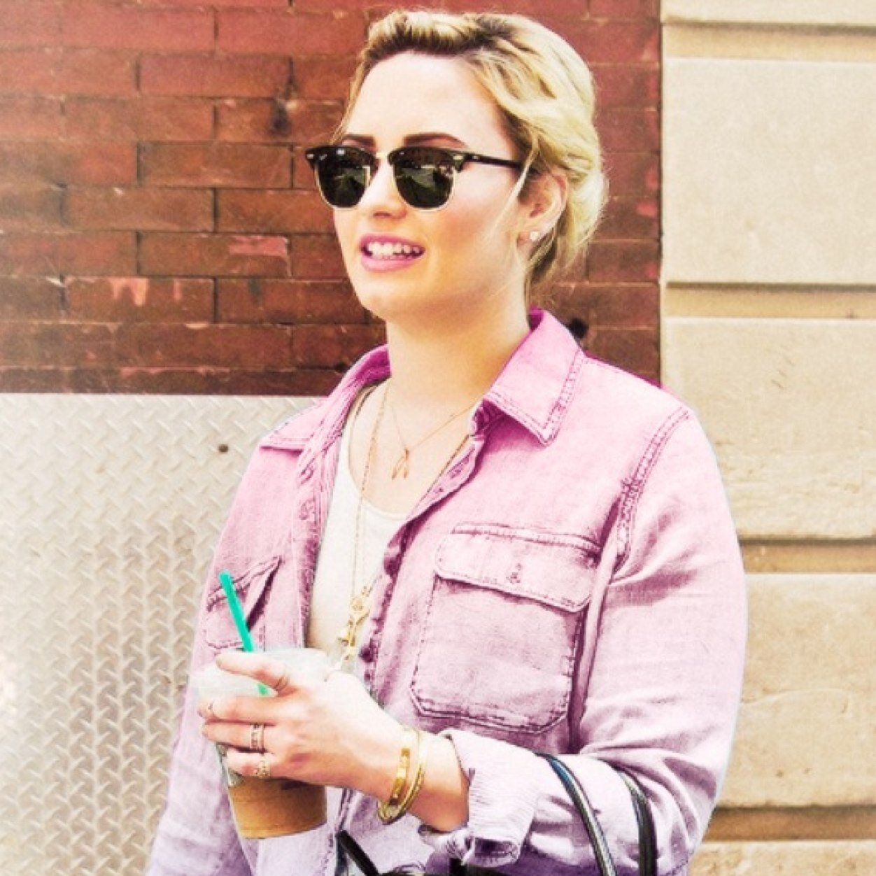 I GAVE YOU A FREE FOLLOW SO FOLLOW @jlsmydrug FOR ME? ILY