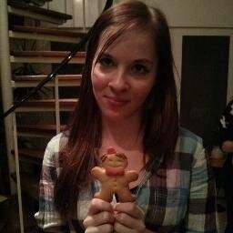 EvaNadineVD's profile picture. Baker, teacher, professional idiot.