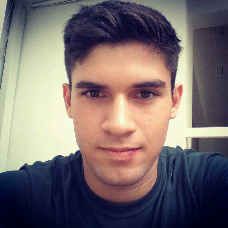 what 51 8215 3458     instagram @eduardofeitosa18