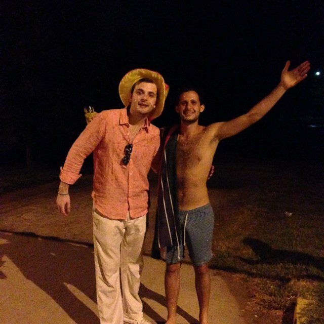 Riquelmeano y Bostero. Fanatico del basquet.