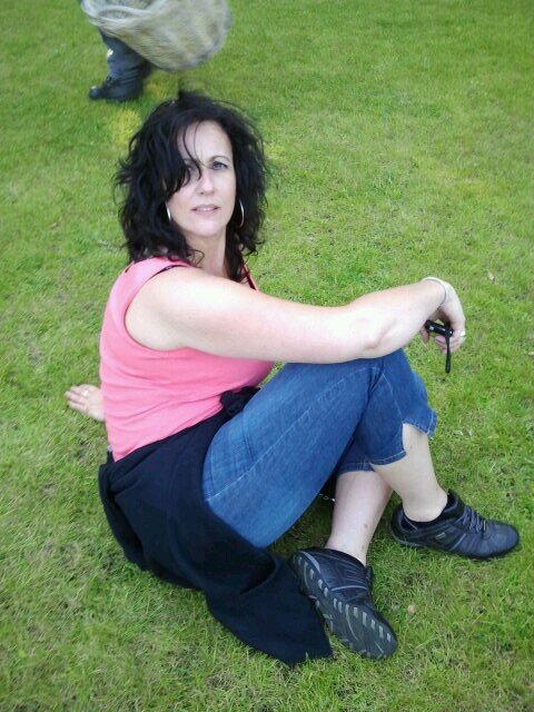 a Dutchie who adores her 2 cats, loves a chinwag about just anything, a huge musiclover and always chooses UK for her holidays :-)....