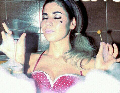 Becoming my own self-fulfilled prophecy. |Roleplay| @AdamBlake__ 's beauty queen.
