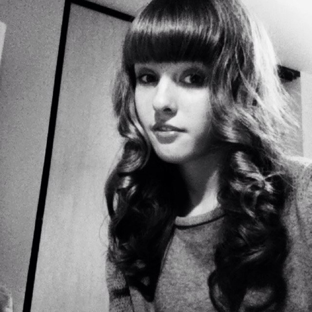 Hello toi viens, suis moi, retweet, parle moi je mord pas ;)