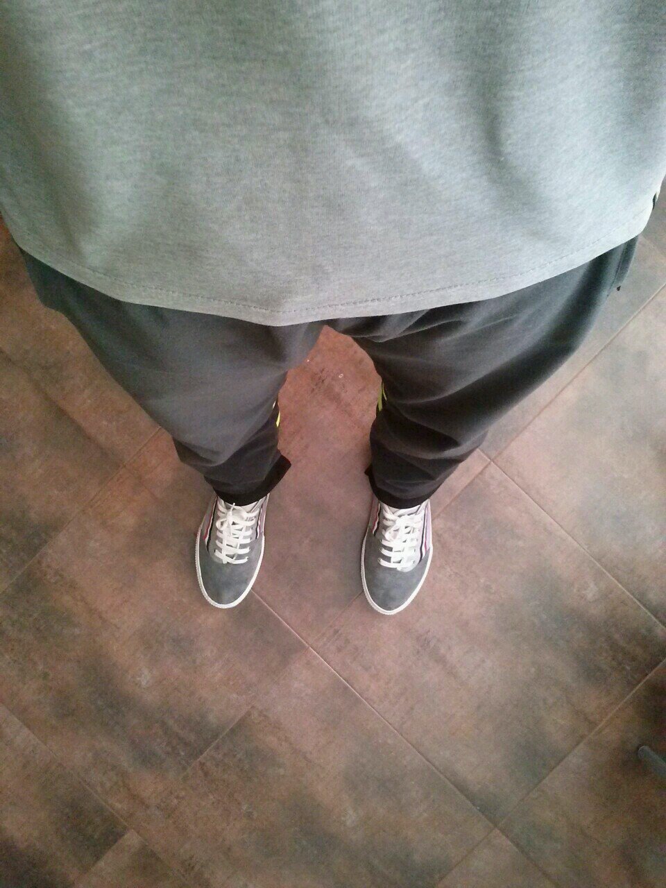 Algún día seré algo en la vida, mientras tanto Internet me consume. Algún día también tendré una foto tetas en mi cabecera, mientras tanto seguirá vacía.
