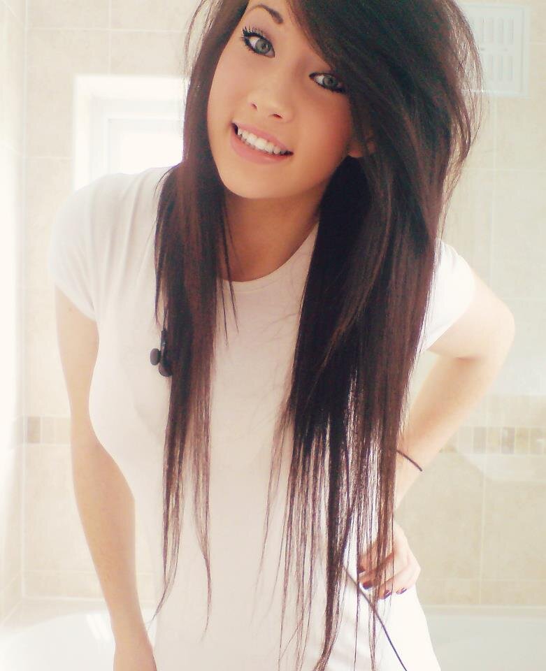 BethanneMacCaff's profile picture. If you're gonna replace me, at least try and make her attractive. I'm supposed to be jealous, not nauseated.