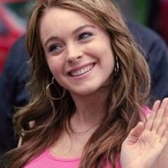 itsnewgirlprobs's profile picture. Tweeting about the struggles of being the new girl at school