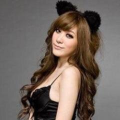 Hi! ^^ Hier werden die Nebenprodukte meiner Kauflust gepostet. Pls follow :D