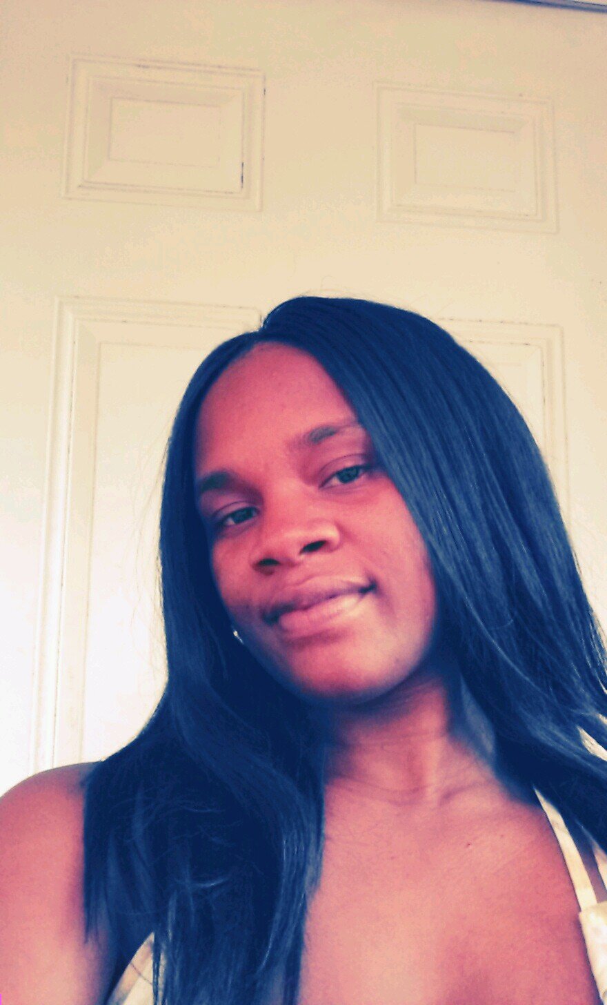 i can be the sweetest person ever until you get on my bad side. i dont like fake bitches. if u keep it G with me then ill keep it G with you love kinyah