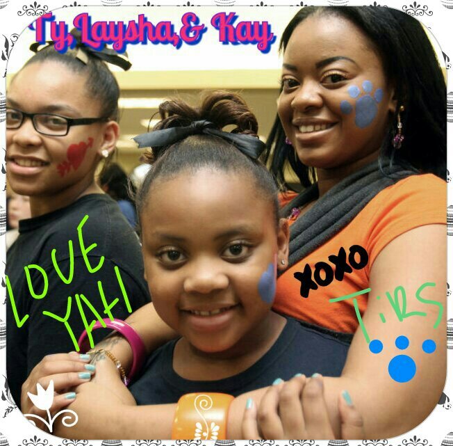 Artist, hair designer,and basketball player ::FOLLOW ME I FOLLOW U :: J`s ON MY FEET SO ....GET LIKE ME