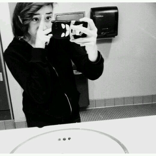 dylanobrien_27's profile picture. Pizza ♡ Dylan from teen Wolf is the babe ♡ 12/8/13 /-\ I skate i guess... 
EVERY DAY I LEARN NEW THINGS.