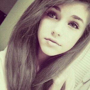 LorissaPomfrey's profile picture. Lorissa Pomfrey  but call me Lorry, -shrugs- 6th year Gryffindor. Taken by @NickyRiddle_ . HPRP