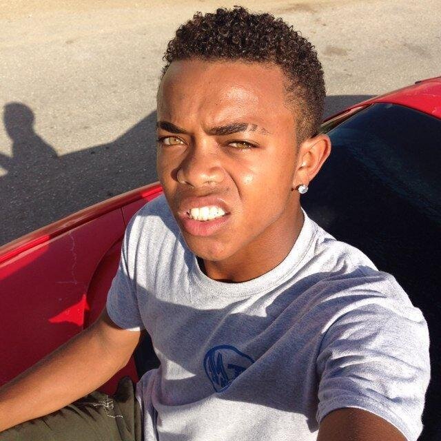 We post guys who are dope and sexy, follow us!