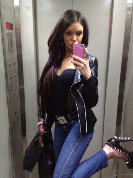 DorenaHollander's profile picture. Being in a relationship is not about kissing, dates, taking pictures or showing off. It's about being with the person who makes you happy.