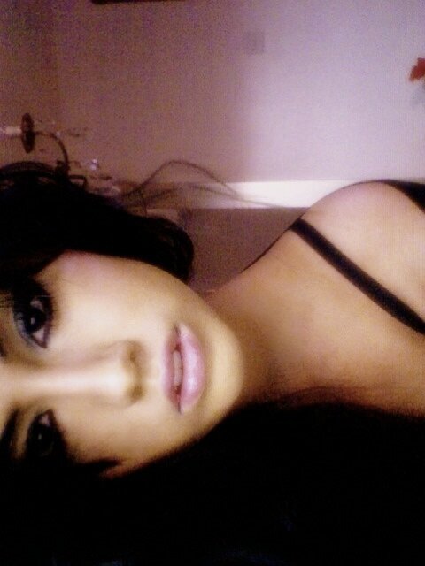 NadeanMarchaux's profile picture. If I'm with you, I'm with you. Nobody else matters.